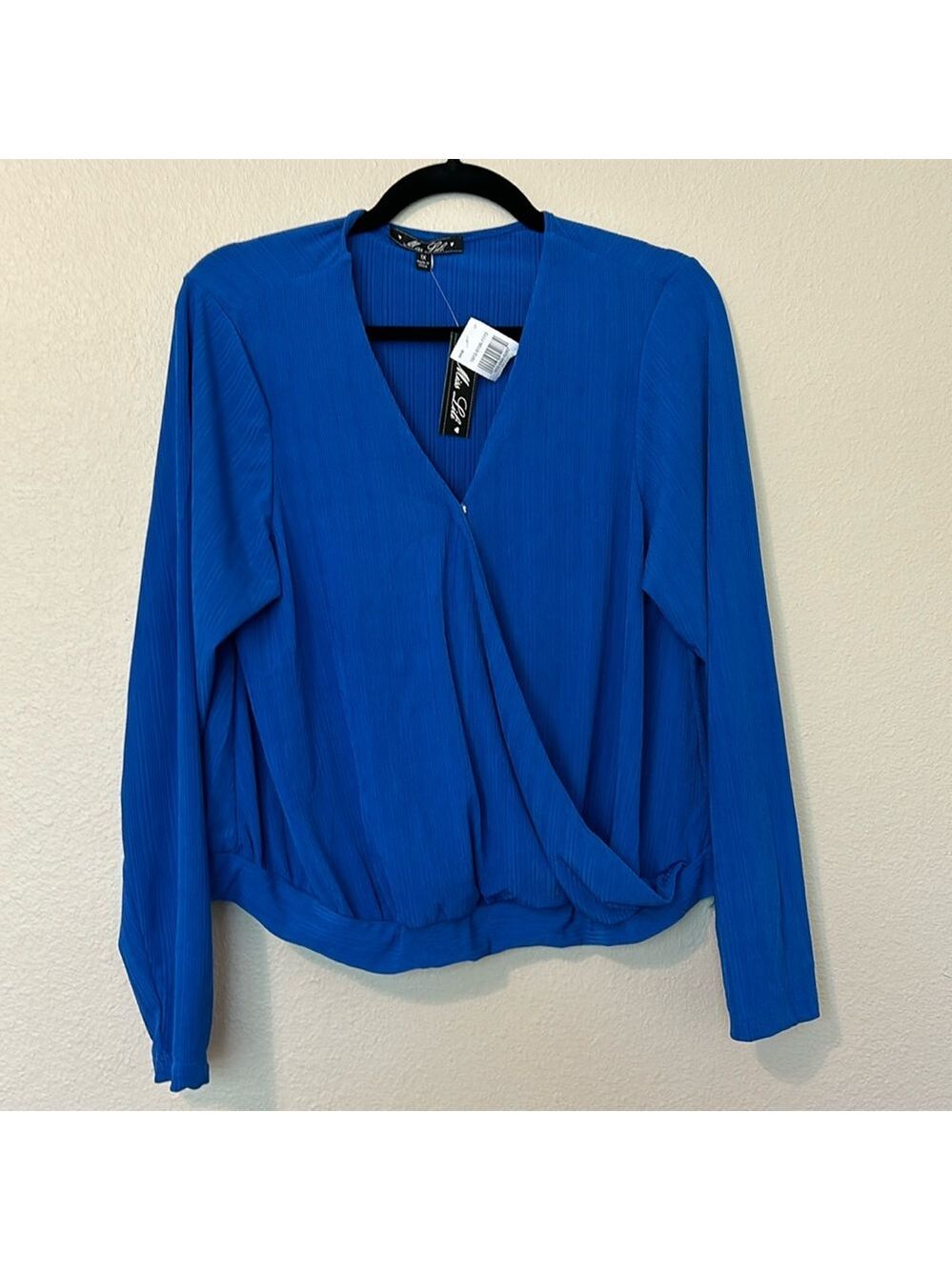 Miss Lili Wrap Top Size 1X Blue with Modesty Closure New
